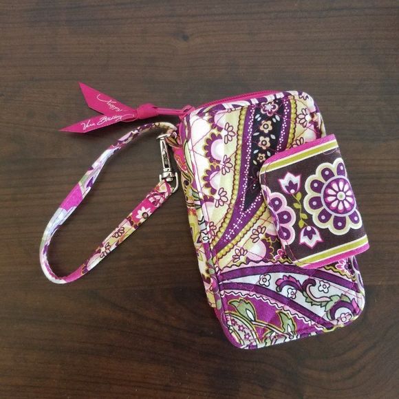 Vera Bradley Very Berry Paisley All In One Wristlet ID Wallet - Picture 1 of 7